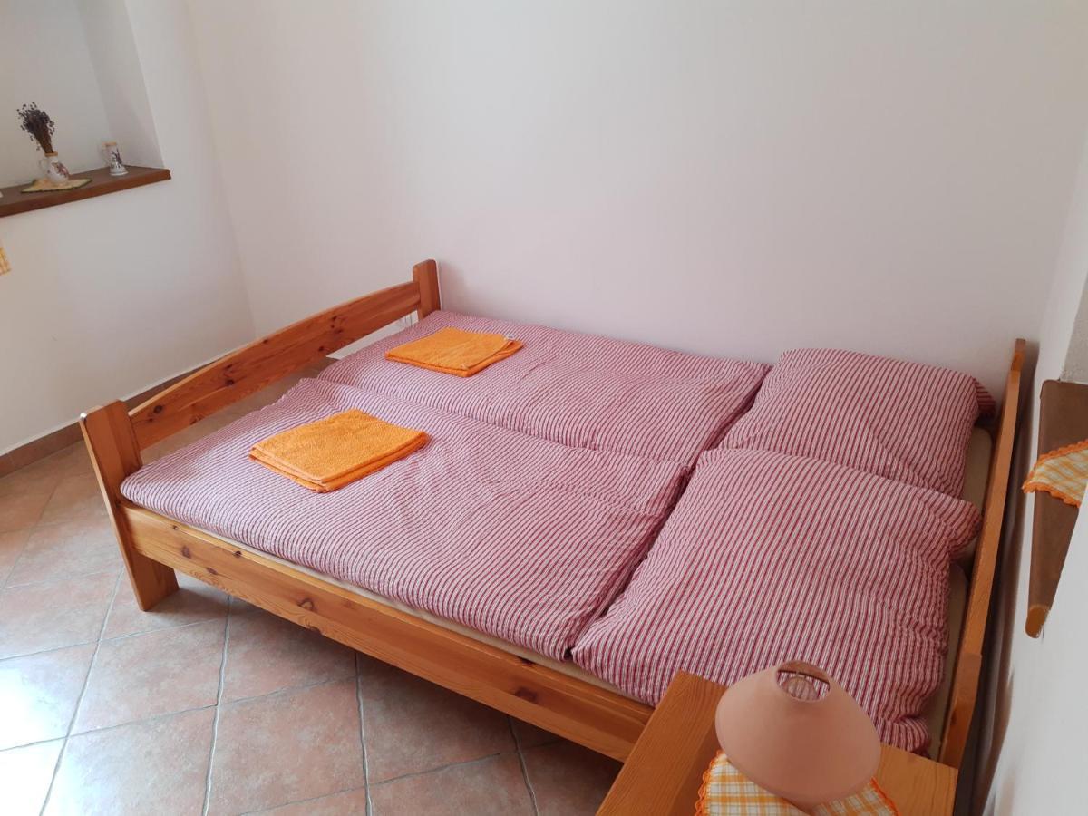 Ubytovani U Dvoraku Veselí nad Lužnicí エクステリア 写真